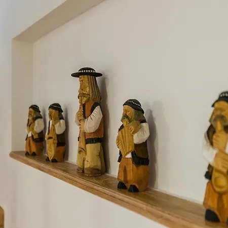 Baranówka - Z Widokiem Na Giewont, W Paśmie Gubałówki By Shortstaypoland Ratulow